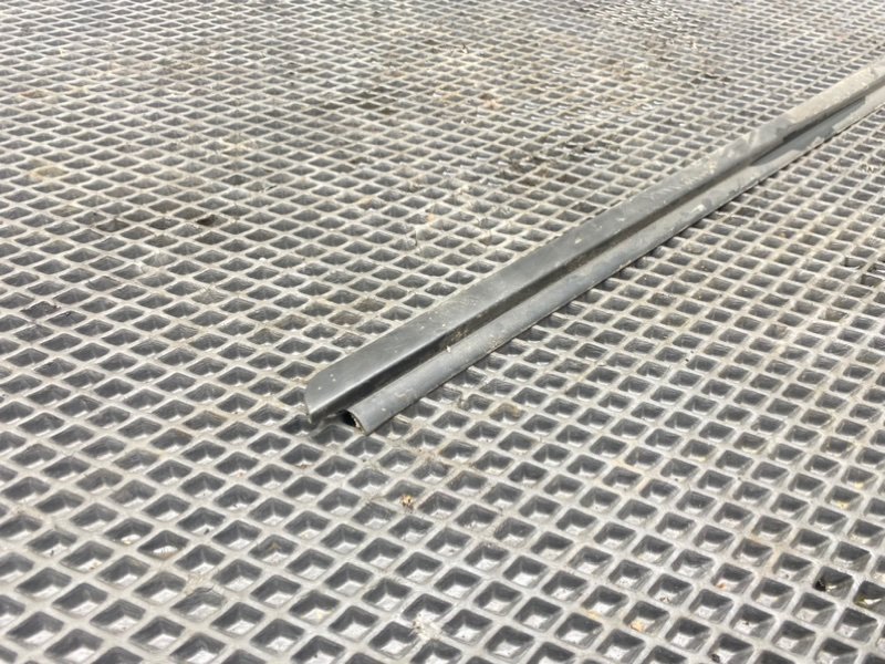 Молдинг стекла, 990 рублей, Тверь