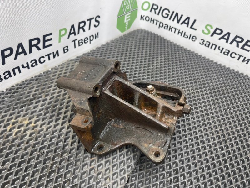 Кронштейн ГУР, 990 рублей, Тверь