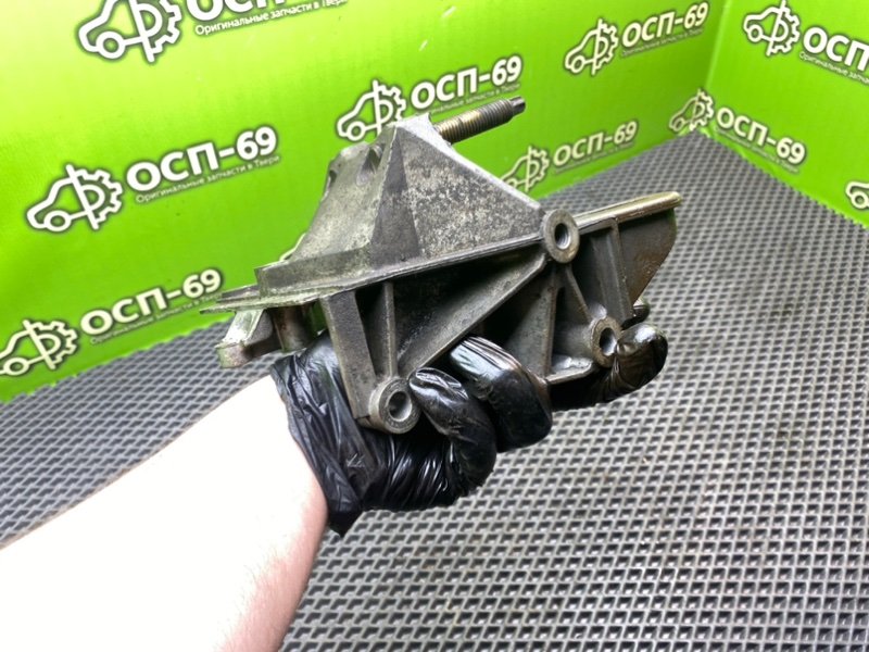 Кронштейн двигателя, 1290 рублей, Тверь