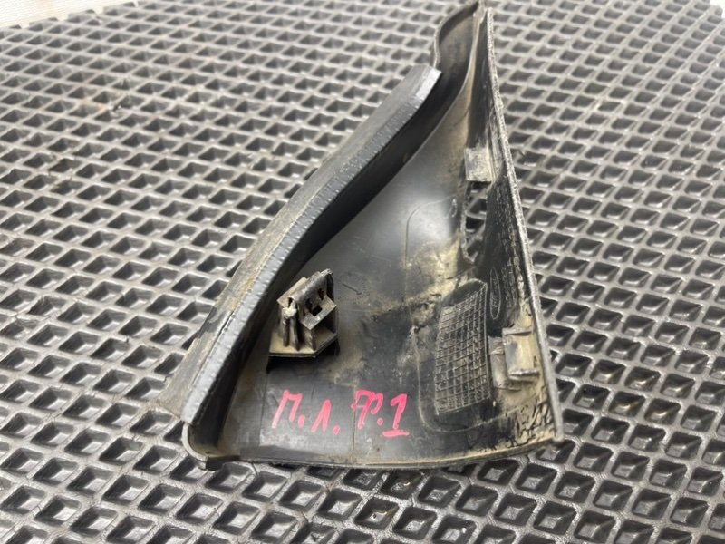 Уголок, 490 рублей, Тверь