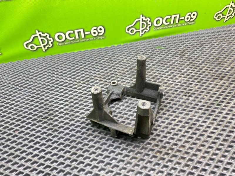 Кронштейн ГУР, 990 рублей, Тверь