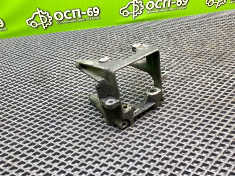 Кронштейн ГУР, 990 рублей, Тверь