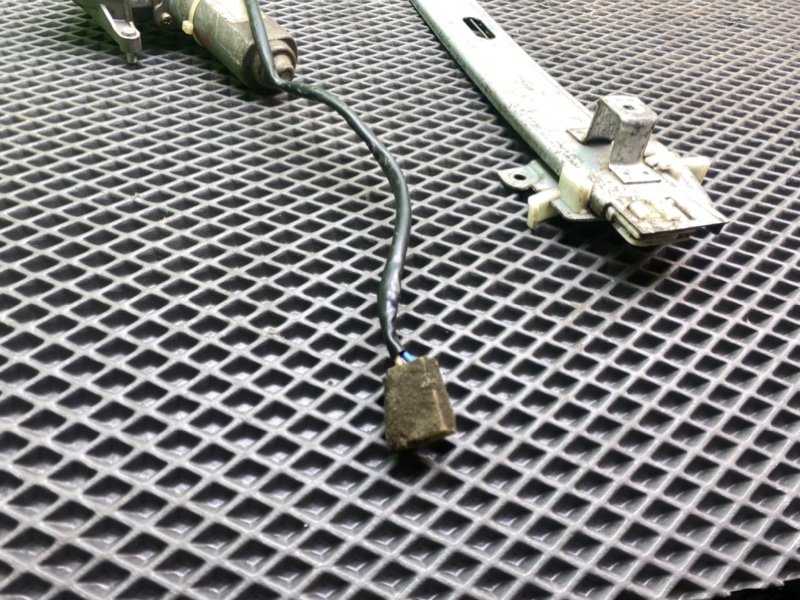 Стеклоподъемник, 1490 рублей, Тверь