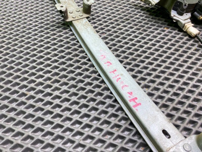 Стеклоподъемник, 1290 рублей, Тверь