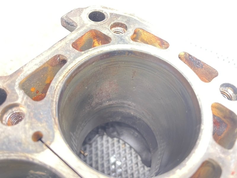 Блок цилиндров, 2490 рублей, Тверь