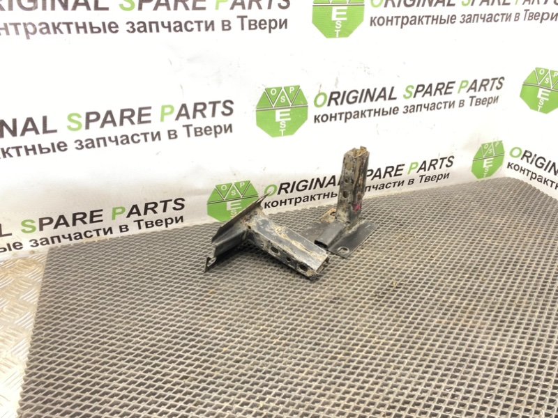 Кронштейн усилителя бампера, 1990 рублей, Тверь