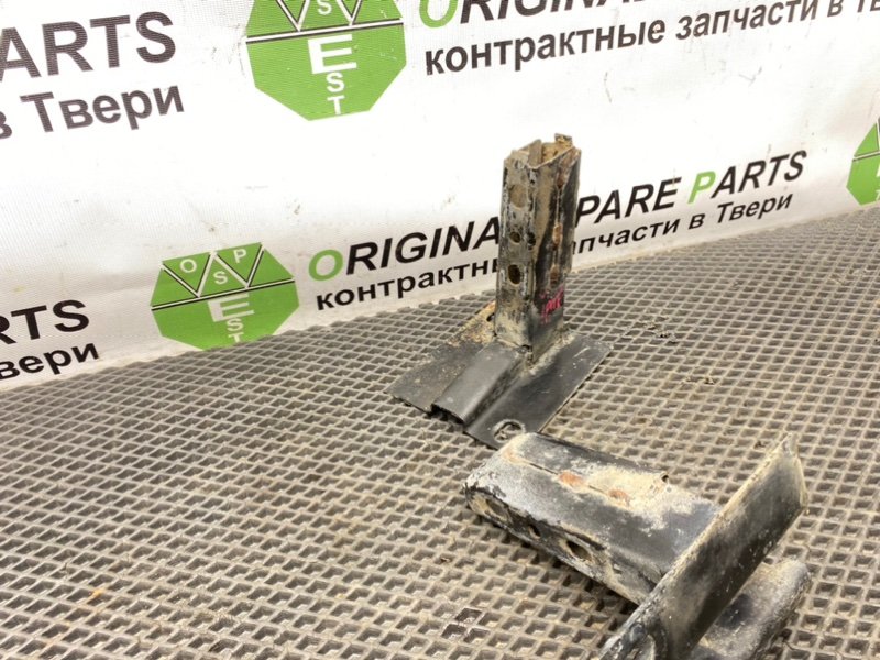 Кронштейн усилителя бампера, 1990 рублей, Тверь