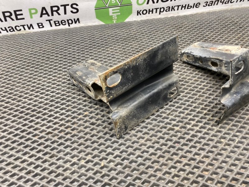 Кронштейн усилителя бампера, 1990 рублей, Тверь