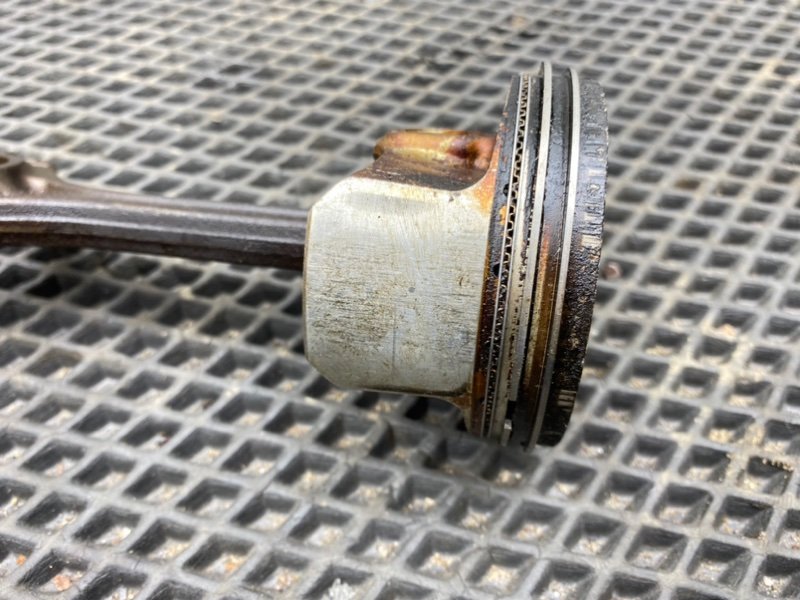 Поршень, 1990 рублей, Тверь