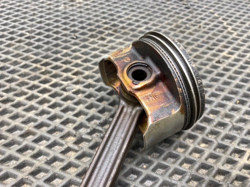 Поршень, 1990 рублей, Тверь