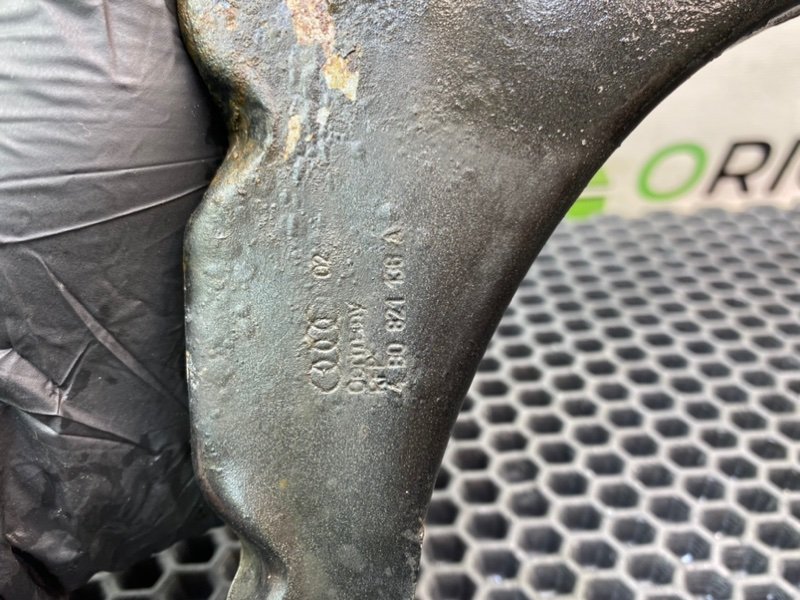 Кронштейн крыла, 1290 рублей, Калининград