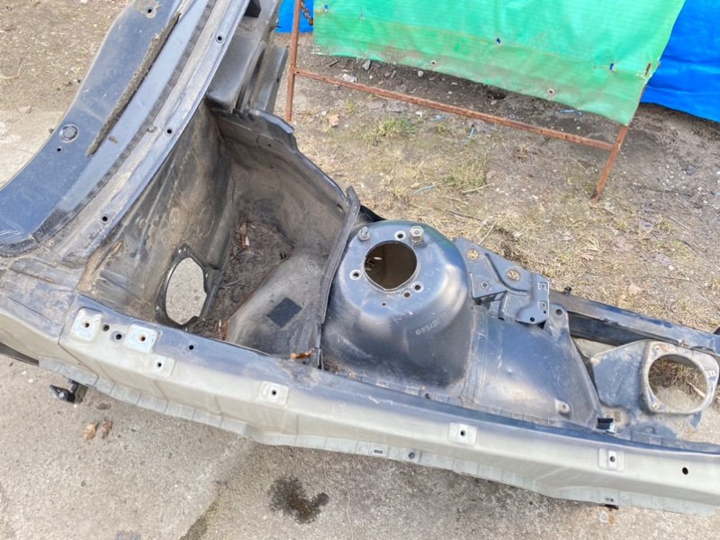 Четверть кузова, 7990 рублей, Калининград