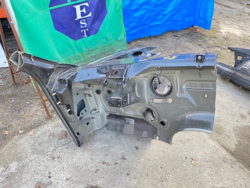 Четверть кузова, 7990 рублей, Калининград