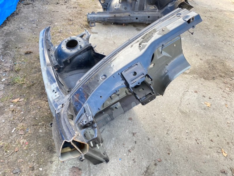 Четверть кузова, 7990 рублей, Калининград