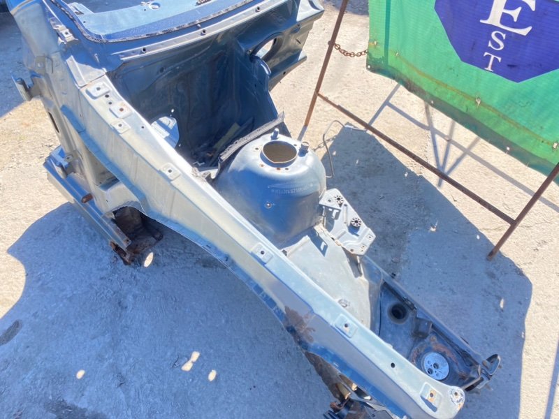 Четверть кузова, 5990 рублей, Калининград