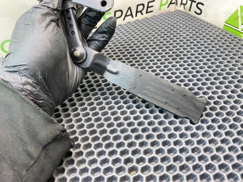 Замок капота, 990 рублей, Калининград