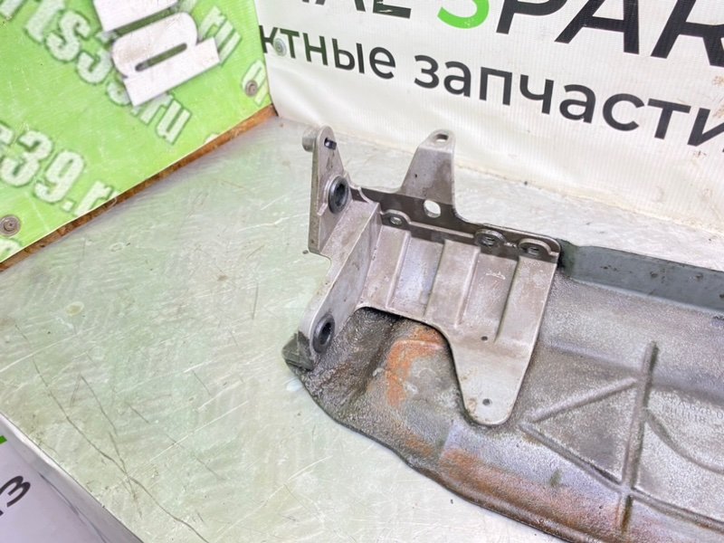 Кронштейн, 990 рублей, Калининград