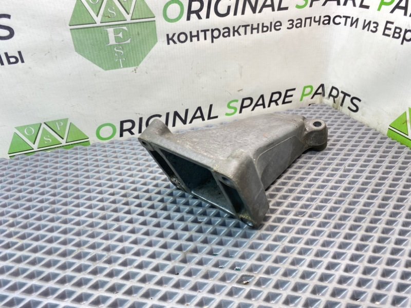 Кронштейн двигателя, 990 рублей, Калининград
