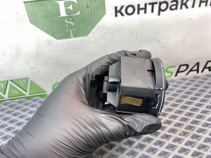 Тумблер света, 990 рублей, Калининград