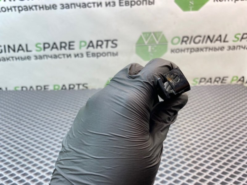 Направляющая стекла двери, 790 рублей, Калининград