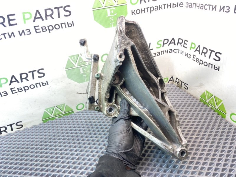 Кронштейн опоры двигателя, 890 рублей, Калининград
