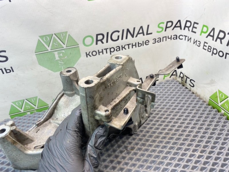 Кронштейн опоры двигателя, 890 рублей, Калининград