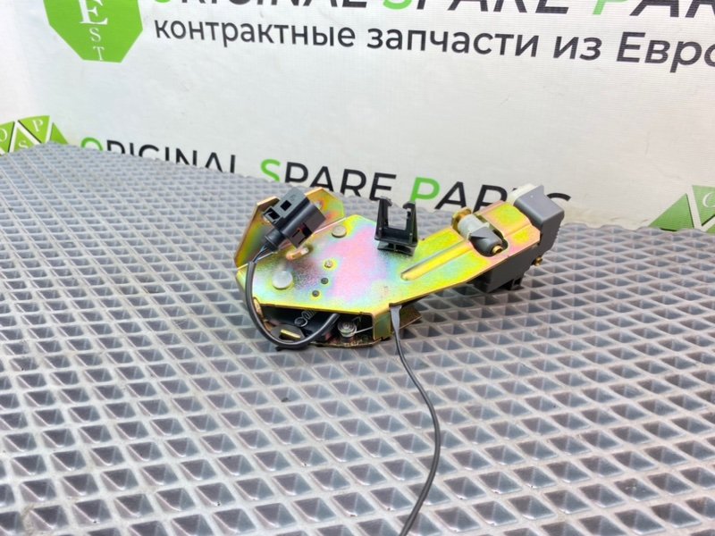 Замок стекла багажника, 890 рублей, Калининград