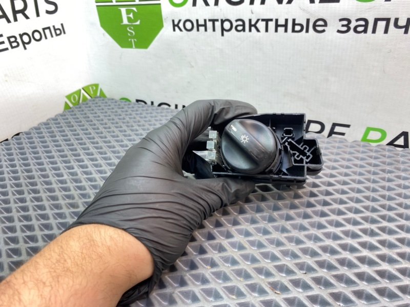 Тумблер света, 890 рублей, Калининград