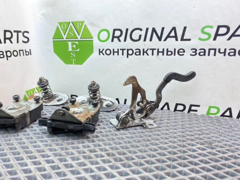 Замок капота, 2990 рублей, Калининград