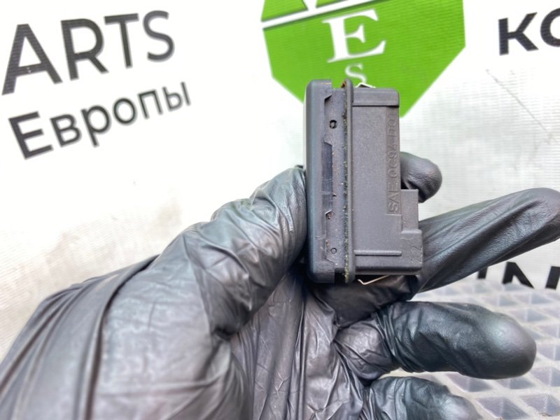 Кнопка аварийки, 790 рублей, Калининград