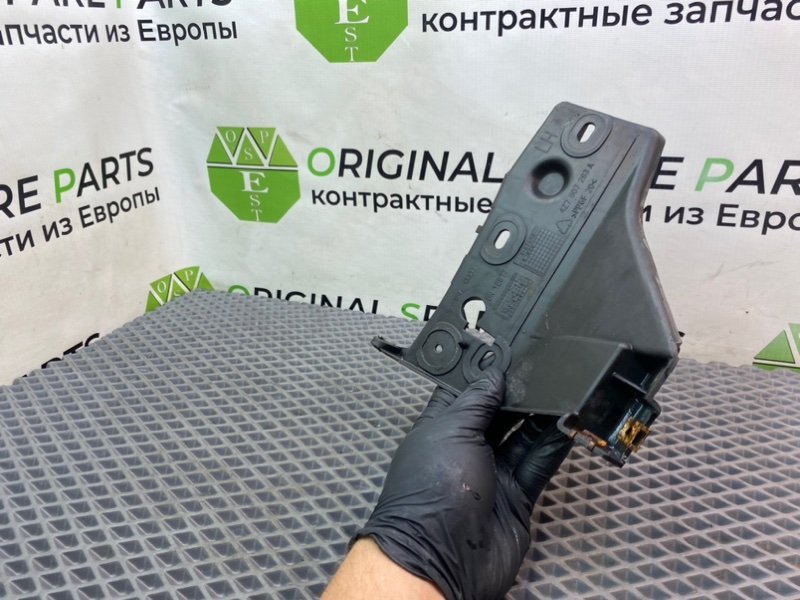 Кронштейн бампера, 890 рублей, Калининград