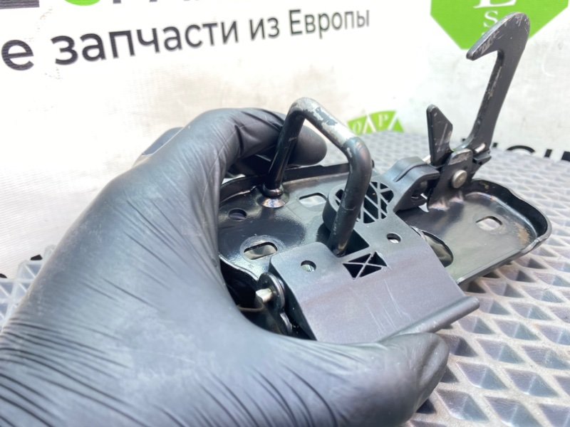 Замок капота, 890 рублей, Калининград