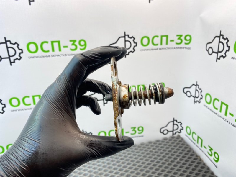 Замок капота, 1790 рублей, Калининград