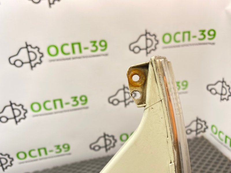 Поворотник, 990 рублей, Калининград