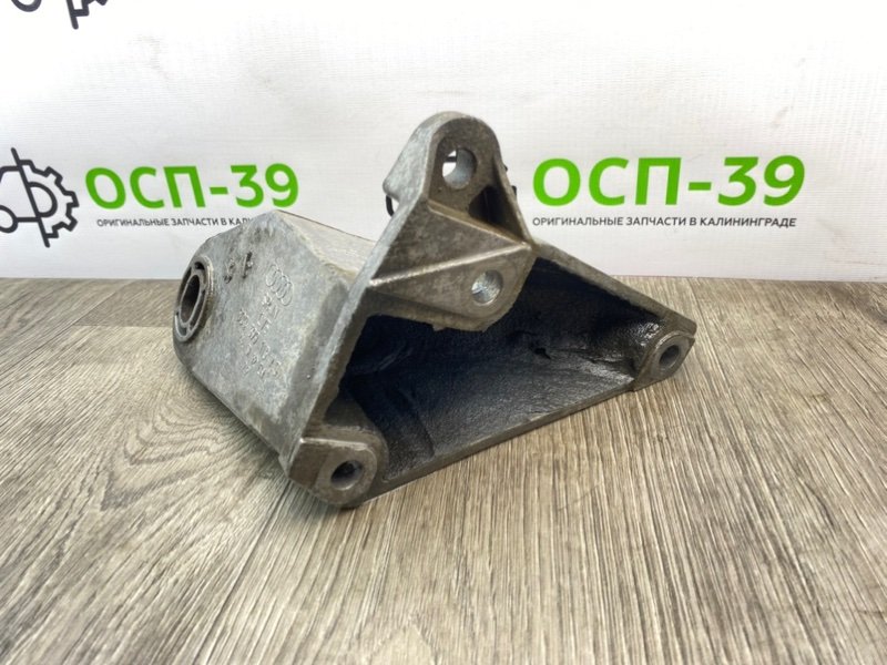 Кронштейн МКПП, 4990 рублей, Калининград