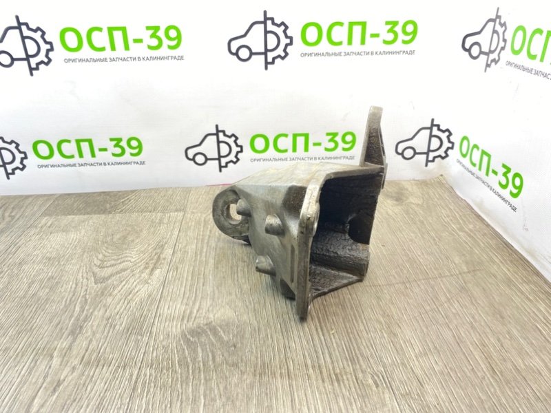 Кронштейн МКПП, 4990 рублей, Калининград