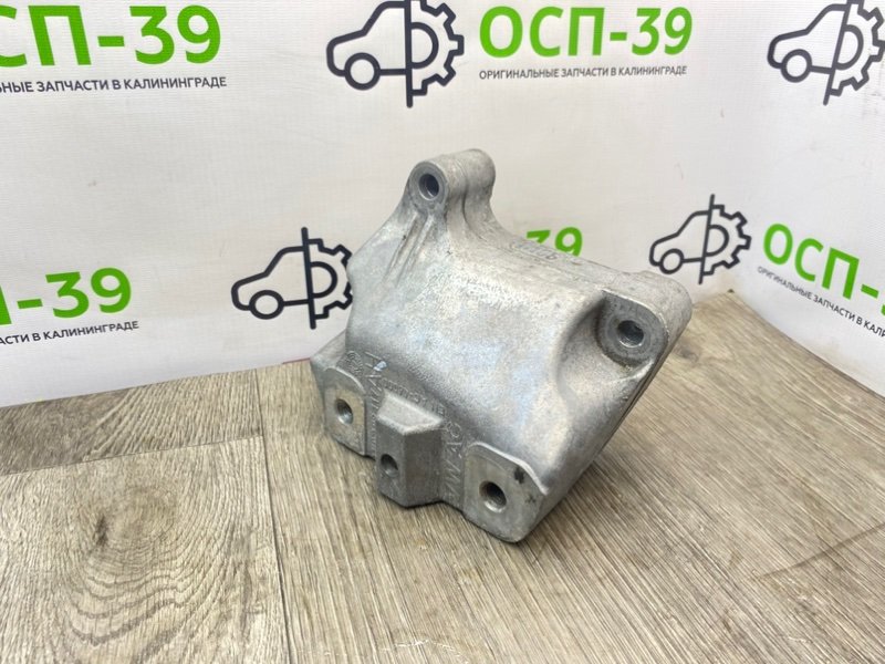 Кронштейн МКПП, 990 рублей, Калининград