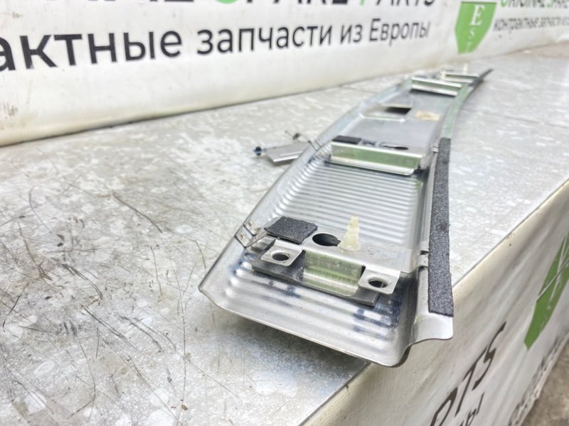 Накладка замка багажника, 790 рублей, Калининград