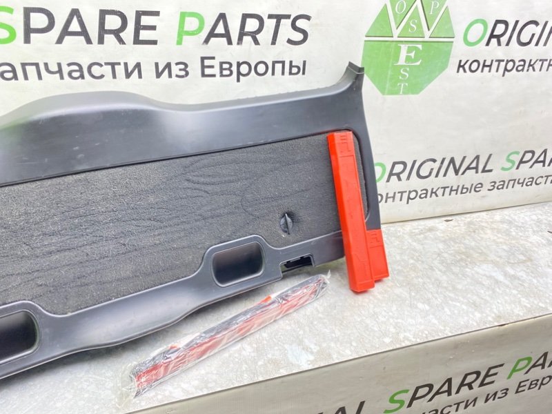 Обшивка крышки багажника, 2590 рублей, Калининград