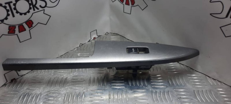 Кнопка стеклоподъемника, 500 рублей, Красноярск