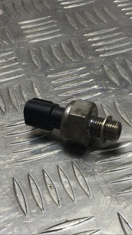 Датчик давления топлива, 1000 рублей, Красноярск