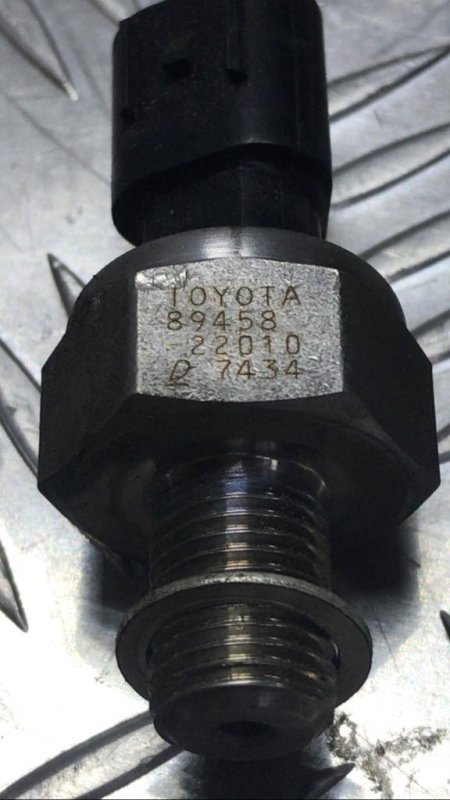 Датчик давления топлива, 1000 рублей, Красноярск