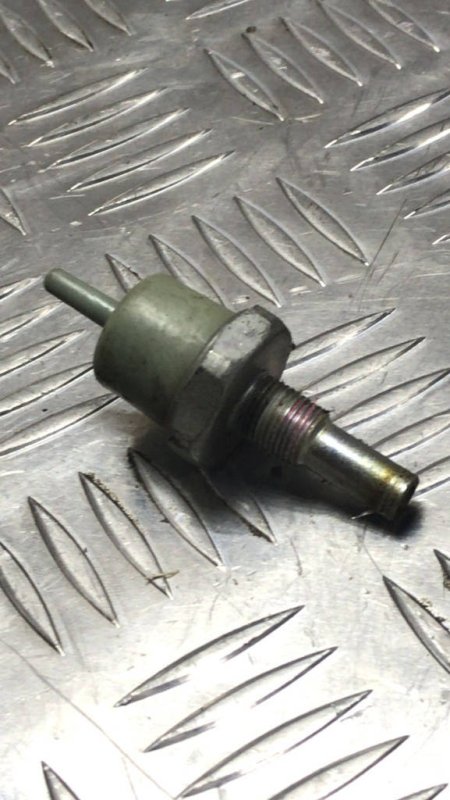 Клапан вентиляции картерных газов, 500 рублей, Красноярск