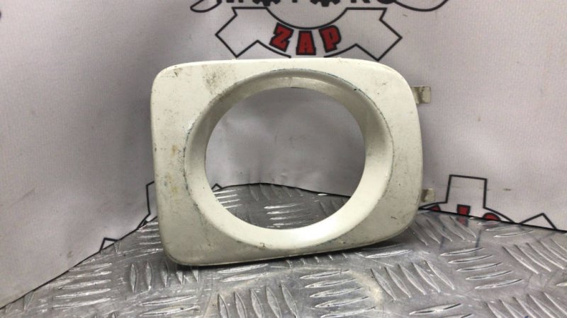 Накладка противотуманной фары, 500 рублей, Красноярск