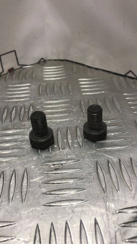 Болт маховика, 50 рублей, Красноярск