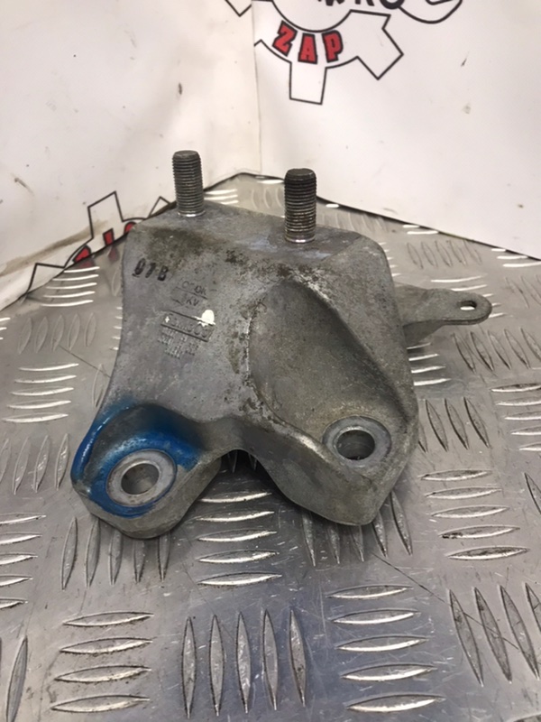 Кронштейн акпп, 1000 рублей, Красноярск