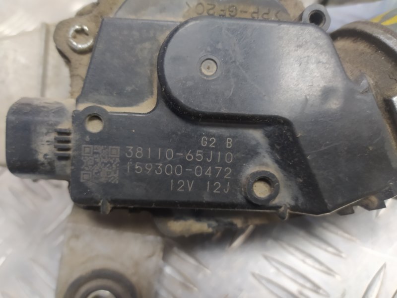 Трапеция дворников, 1000 рублей, Красноярск