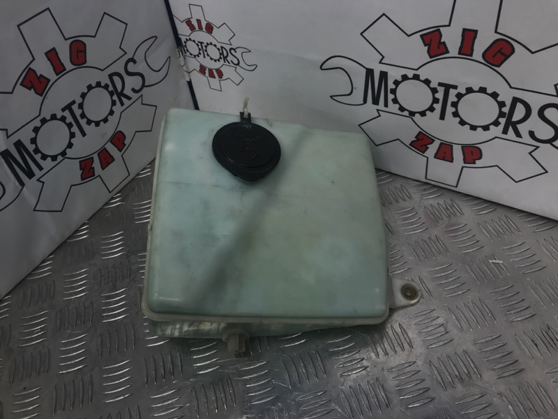 Бачок омывателя фар, 100 рублей, Красноярск