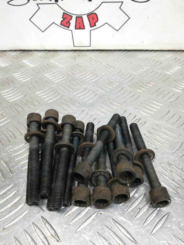 Болт головки блока цилиндров, 100 рублей, Красноярск