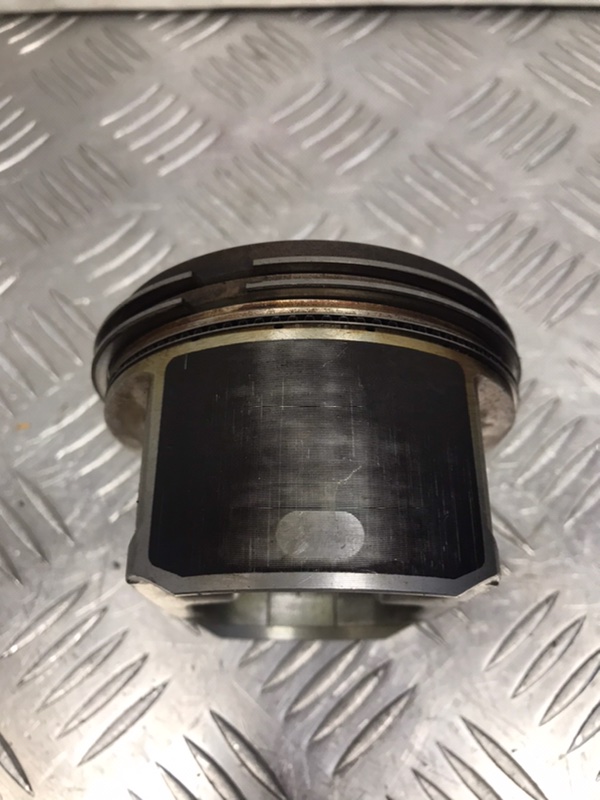 Поршень, 3000 рублей, Красноярск